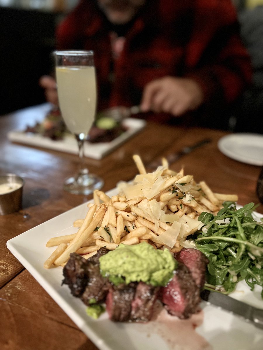 We were craving steak.
#frenchbistro #steakfrittes #culvercityfoodie