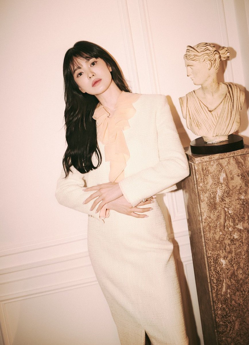 forhyekyo's tweet photo. song hye kyo x michaa! 

#songhyekyo #송혜교 https://t.co/ATm5p7E0oe