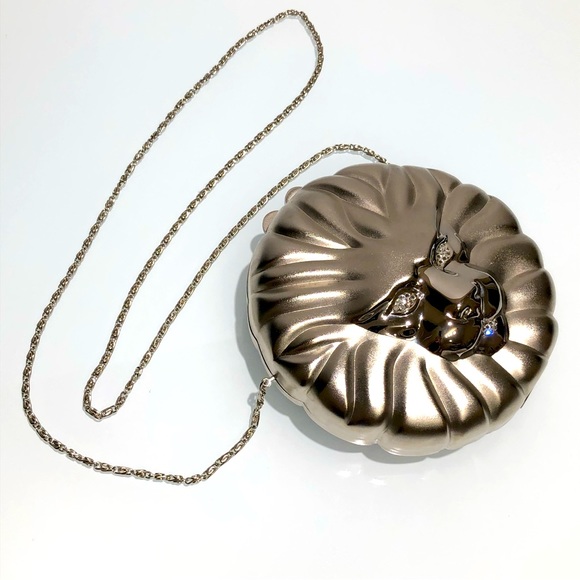 jewels53224's tweet image. So good I had to share! Check out all the items I'm loving on @Poshmarkapp from @mylovejewelry1 #poshmark #fashion #style #shopmycloset #celine #comeco: posh.mk/U5US9NNs6tb