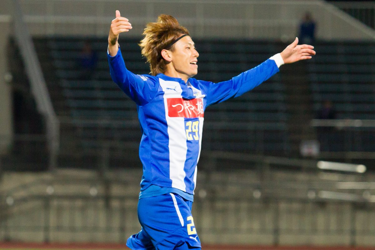monte_prstaff's tweet photo. ⚽#365日モンテディオ⚽
火曜はクラブ史に残る名選手を紹介。
FW/MF 川西翔太

2014年から3シーズン在籍。
攻撃の中心選手としてJ1昇格に貢献、そしてボランチとしてもチームの中心を担う。

👇2023ファンクラブ入会受付中👇
https://t.co/xMmkkymjy7
#montedio
@sho___tta https://t.co/xkskrBU8I1