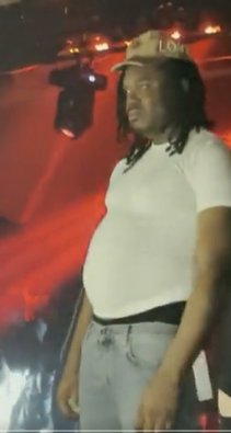 AKsince02's tweet photo. @FLAWLESSLUCKI @Lucas_collins02 @jarren22_ This you? https://t.co/UHjCgcv8qb