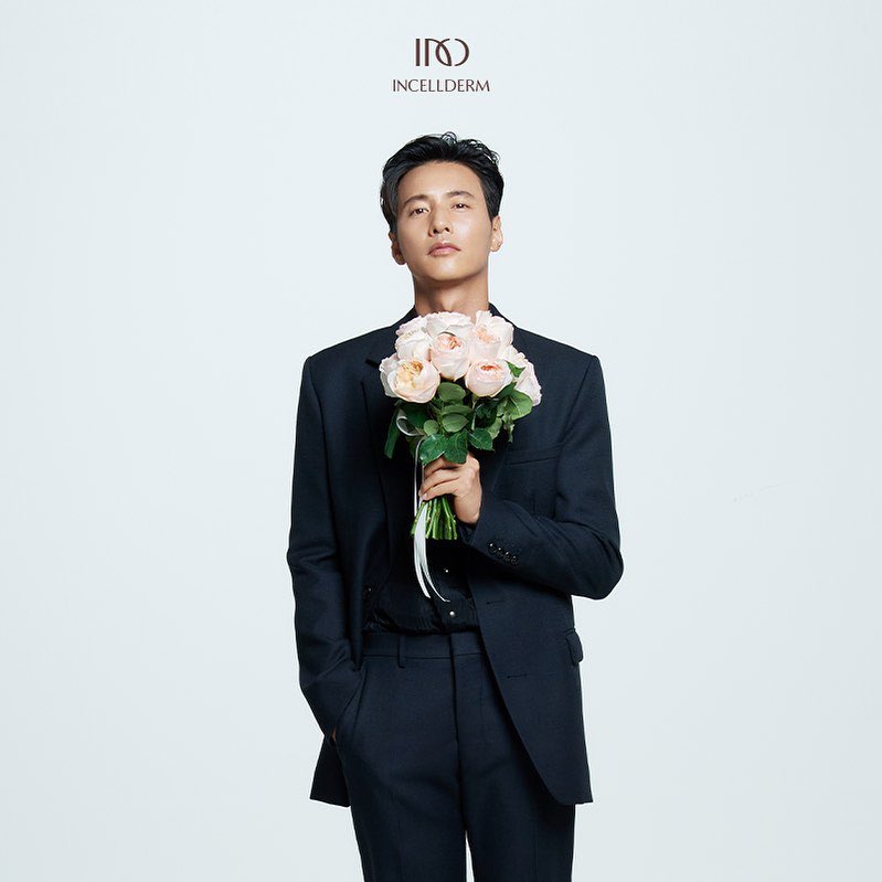 meloveswonbin's tweet photo. SCREAMING CRYING SHAKING THROWING UP
#WonBin #원빈 x #Incellderm https://t.co/PsxNxfh1vM