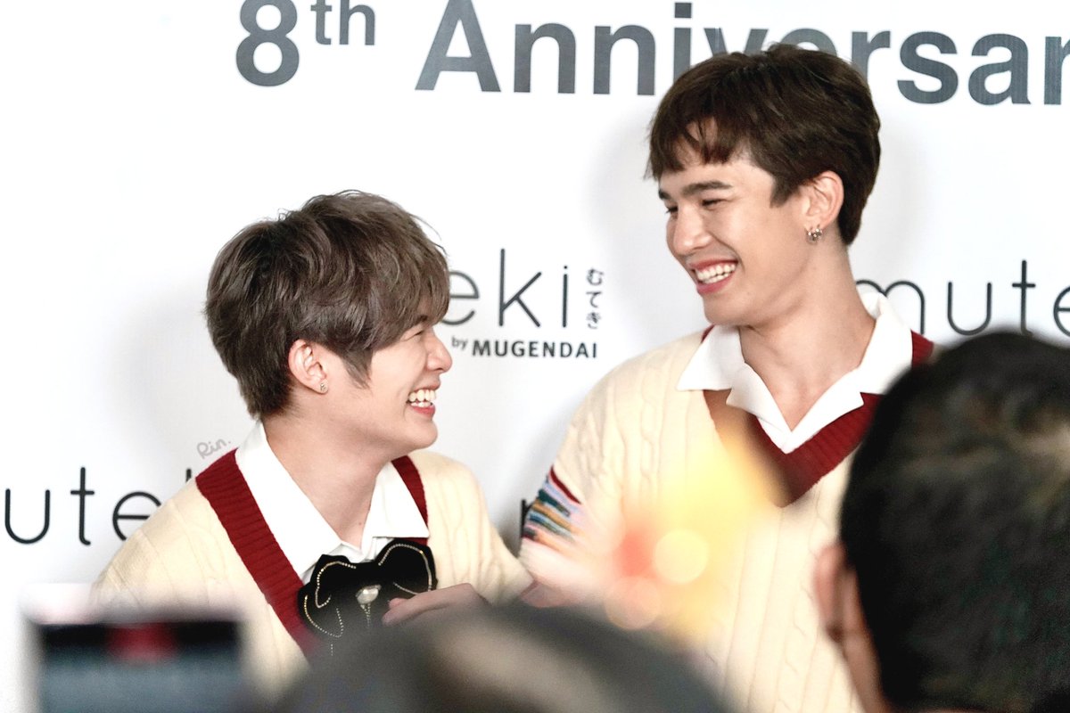 ririnnnmaru's tweet photo. 𝕄𝕦𝕥𝕖𝕜𝕚 𝕩 𝕄𝕒𝕩ℕ𝕒𝕥 𝟚𝟘𝟚𝟚𝟙𝟚𝟚𝟝 𐂂
Their big big smiles🥹💖💙
#MutekixMaxNat
#mmaxmax #ไดโนกรธัสส์
#natasitt #ขวดนมของเบบี้ณฐ
#MaxNat #ฮาร์ทดิสของแม้กณฐ https://t.co/Oz4FzjHag5