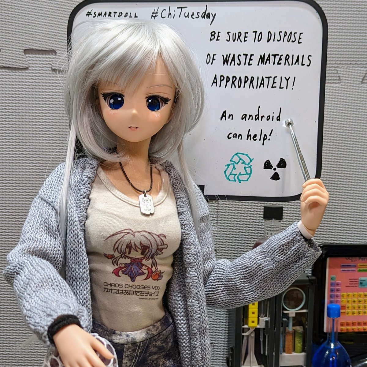 rc2agog's tweet photo. ChiTuesday PSA to Do "Trash" Right. "Thanks, Fortoo; they go in the main.." โข๏ธ๐
.
#Chitose #Fortoo #SmartDoll #BJD #Lab #android #crystalcortex #actionfigure #ChiTuesday #hazmat #radioactive #madscience #sciencegeek #geekGirl #ChitosesLab #sliceoflife #MiraiPNW #balljointeddolls https://t.co/3mIUJCh7pV