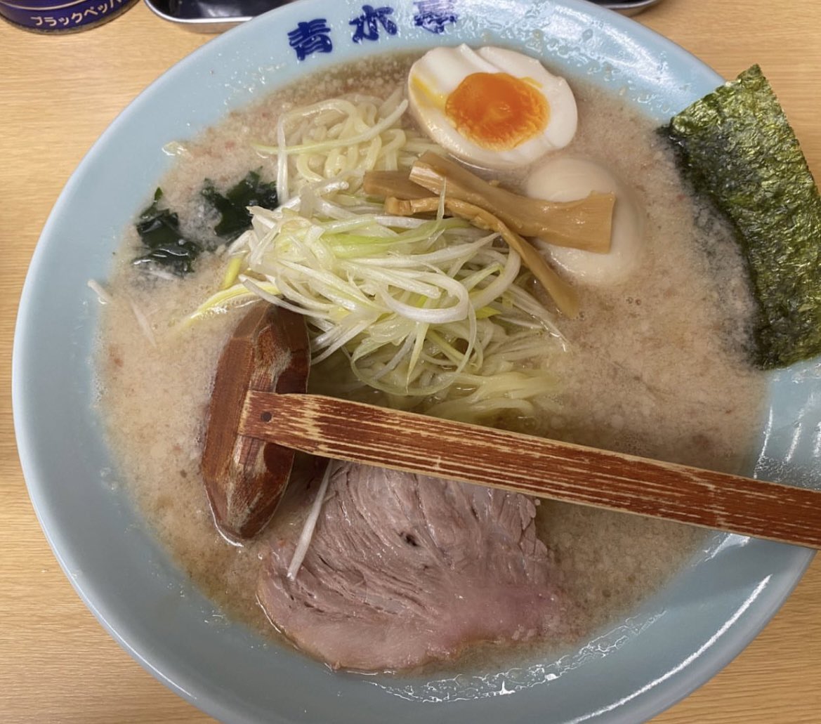 #つけ麺　#ラーメン　#家系ラーメン
#吉村家　#杉田家　#ラーメンショップ  
#青木亭  #ラーメン好きと繋がりたい 

今日は雨だし寒いですね🥶
みんなズルズルしてる❓🍜
ゲーム垢とはなんですか…