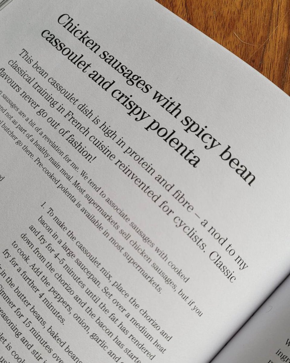 Pedalcover's tweet image. Who says eating healthy has to be boring?! @AlanMurchison‘s cassoulet I had last night was an absolute banger! 

#PedalCover #performancechef #sportsnutrition #athletefood #fuelyourbody #fuelyourbodyright #healthyrecipe #cycling #roadcycling #TT #Tri #Triathlon #thecyclingchef