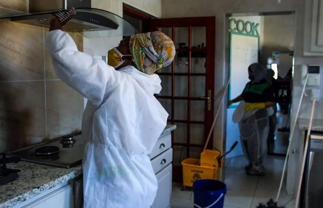 ProcleanKomani's tweet photo. Get a spotless clean office/home, all you have to do is call on our Procleaners 😅

Visit our store at 10 Bert Strauss Street, Queenstown (Ngasezigusheni) or contact us on 045 838 5757 to make a booking 
#cleaningmadeeasy
#procleaners https://t.co/5NZviRIp6j