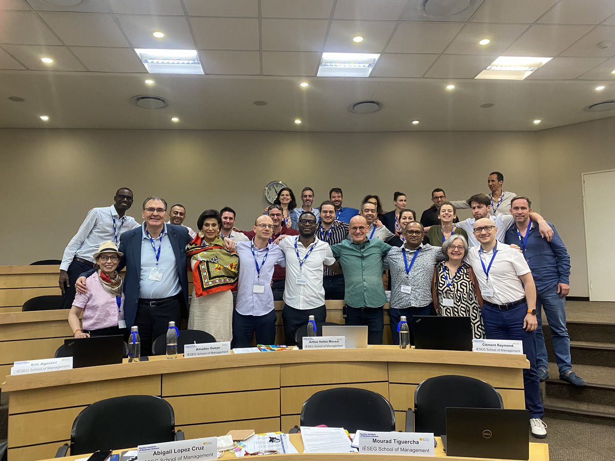 JamesUrdang's tweet photo. Being asked to do an hour talk at #GIBS for the visiting IESEG Global Executive MBA Study Tour from France was an honour!

I was able to share my personal story alongside @ed_africa’s. Always awesome when one can inspire others in business to reach for the stars!
 #TheStrategists https://t.co/J0xkzGHoBz