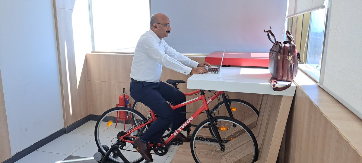 jagdishmitra's tweet photo. Wellness and Business are two wheels in the cycle of life..@tech_mahindra Pune ...Brilliant idea https://t.co/8IUNr5knkl