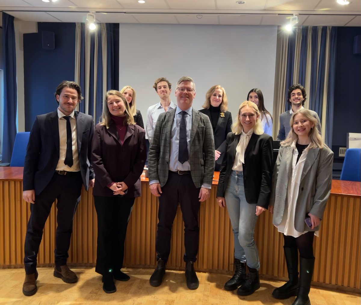 ip_llm's tweet image. On Friday, as the final assignment of the elective course „Copyright and Transborder Litigation“, our students participated in a Moot Court led by judge Adrian Engman.

Special thanks to our professor @eLAWnora and Adrian Engman for their valuable comments and insights!

#iplaw