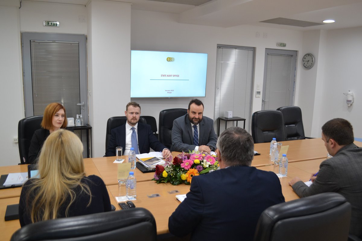 WFD Regional Director for ECA Christopher Levick visits North Macedonia and met with the SAO Auditor General Maksim Acevski, and deputy Ohran Ademi who shared work on public visibility, transparency and the accountability. WFD and SAO will continue their cooperation in the future