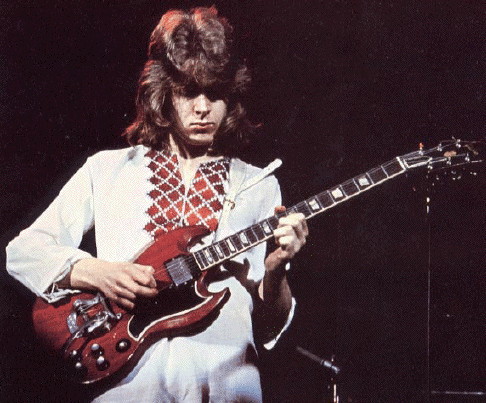 'Call me the tumblin' dice'
Happy 74th Birthday to the legendary guitarist and former member of #JohnMayallAndTheBluesbreakers and #TheRollingStones #MickTaylor 🎉