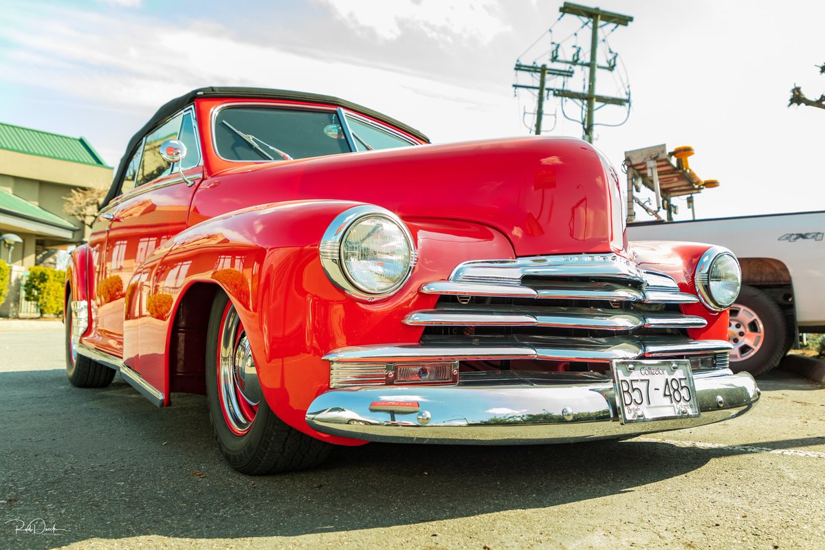 We went to a restaurant and came across this classic Chevrolet car so naturally, I had to take out my camera and take some awesome pictures of this beauty ￼￼#VintageCar #AutomotiveExterior #LandVehicle #classiccar #classiccarphotography #Chevrolet #classicchevrolet