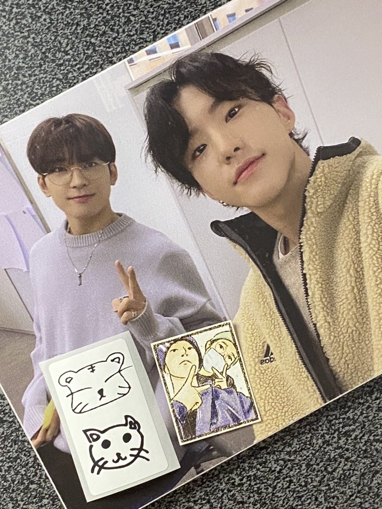 ziuvarchive's tweet photo. received my soonwoo sintra board today !!! 💛💜 thank mga ate ko @notkaydii @alwayswonhosh huhu next cse sana makaattend ako : ))
#13YearsTogether https://t.co/MrLpoN0MqF