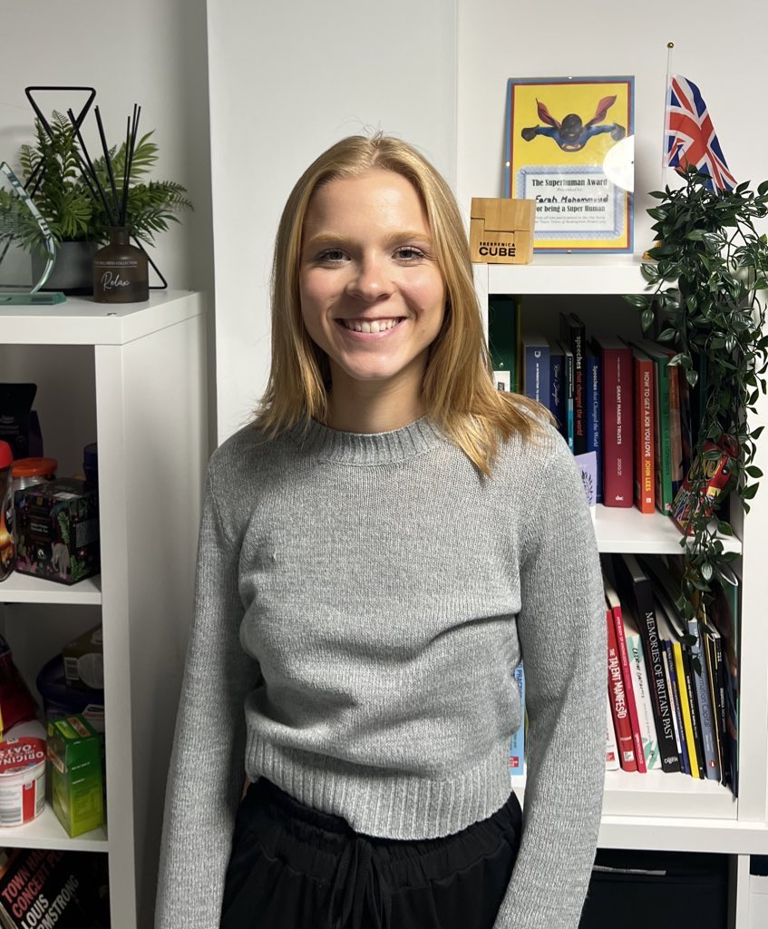 You_Press's tweet photo. Welcome to Jenna, You Press’ newest intern that has joined us from the USA (with @capastudyabroad) 🇺🇸
During her time with us she will be completing a number of exciting tasks including article writing & content creation.
#internships #internationalinternships #internwithus https://t.co/RXBvuMD4lI