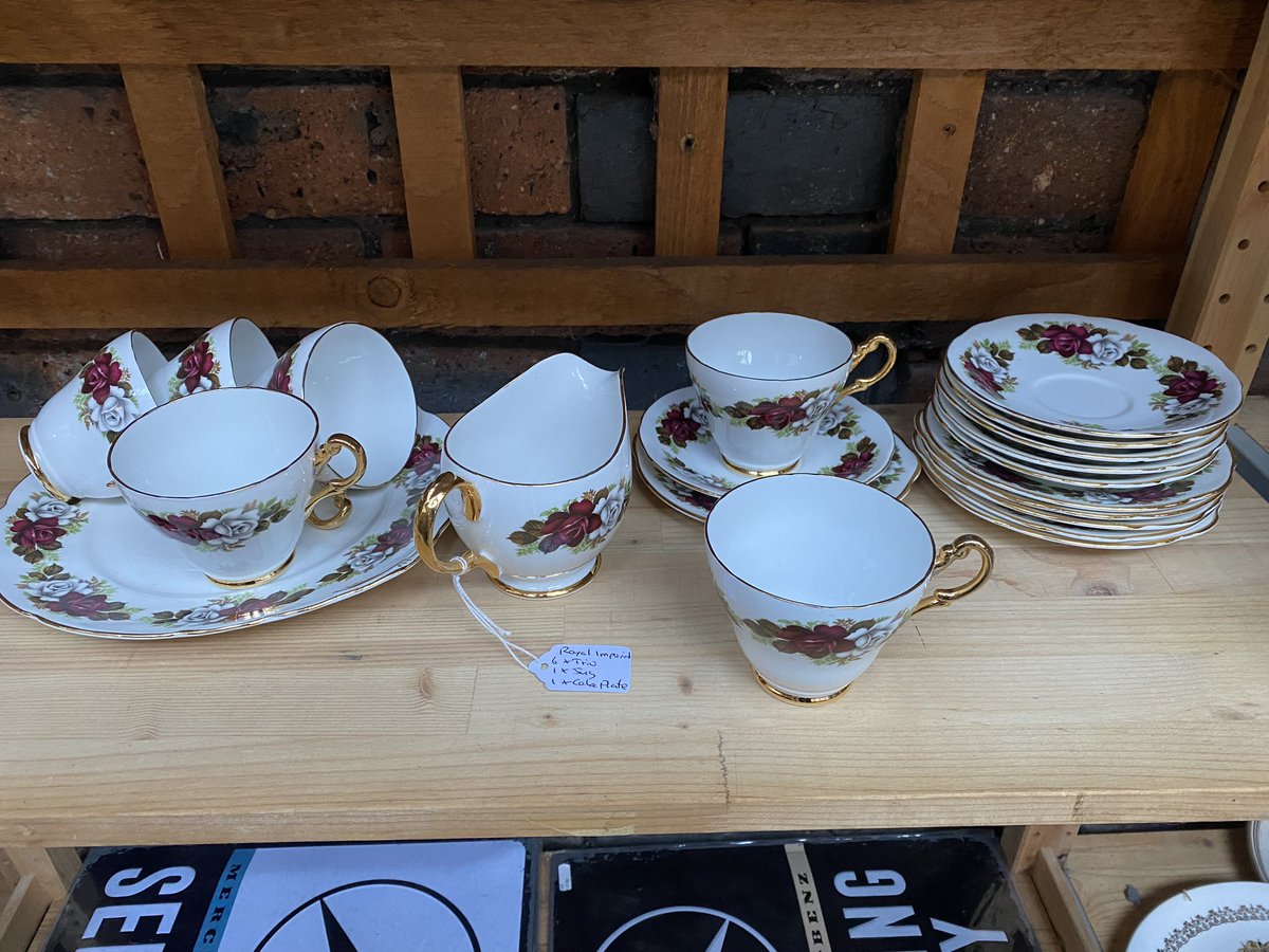 IronbridgeAAC's tweet image. The floods have all but disappeared by us now so a great chance to grab that #bootjack , #Moorcroft lamp, Brake disc/spanner lamp or Royal imperial Teaset…all ready &amp;amp; waiting for you😊 OPEN till 4:30 as always. Dale end car park back open but Wharfage still closed #shoplocal