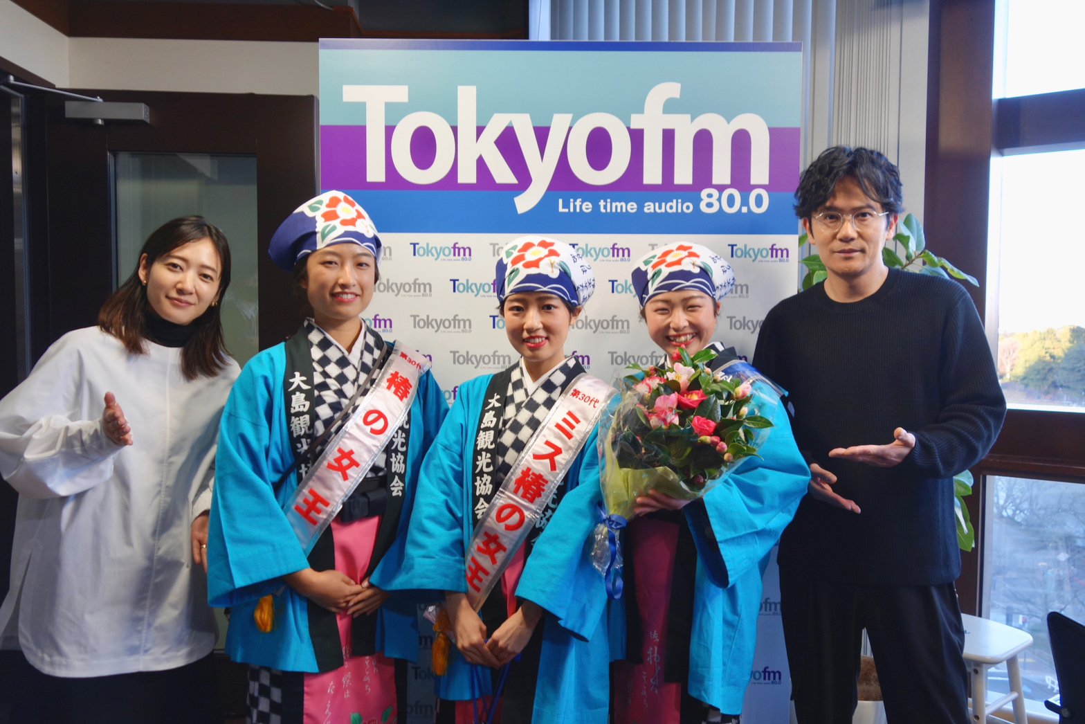 FmqAjqSagAAgqAx?format=jpg&name=orig