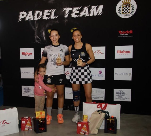 PadelFc's tweet photo. Torneio Boavista Mahou 🏁🏁🏁🏁

Em F4, as grandes vencedoras foram Mafalda Machado e Ângela Mogadouro que venceram por 6-2  e 6-0 a dupla formada por Gabi e Ana Franco. Obrigado pela vossa participação. 💪💪

@boavistaoficial https://t.co/m6o8HcTzRM