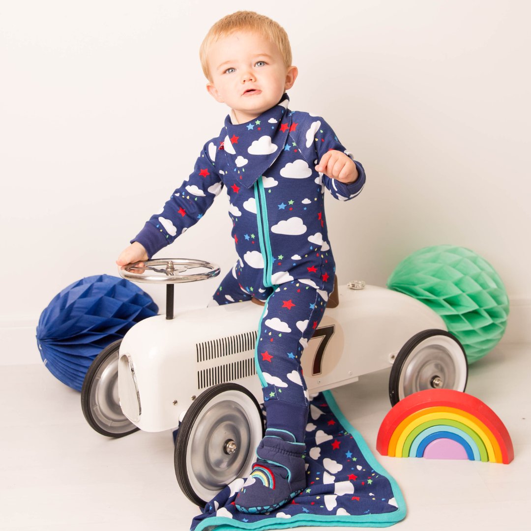 Brrrr, it's chilly out there this morning!

What's your little one's weather-proof outfit of the day? #OOTD 

Don't forget to tag us if our clothes are keeping your toddler warm today!

#BladeandRose #weather #cold #childrensclothing #winter