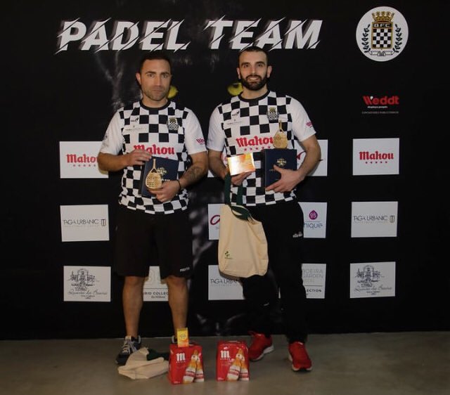 PadelFc's tweet photo. Terminado o grande e emocionante torneio Boavista Mahou, é hora de começar a publicar as fotografias das duplas finalistas. Em M5 os grandes vencedores foram Jorge Gomes e Paulo Fernandes. A dupla adversária era composta por Paulo Veiga e João Pinho. Parabéns.
@boavistaoficial https://t.co/Aj8GX7l93o