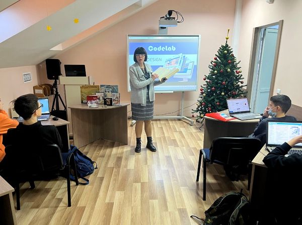 BibCreanga's tweet image. Bibliocoderii de la Clubul CodeLab: Web design l-au omagiat pe Marele Mihai Eminescu! 
În cadrul expoziției au descoperit creații din opera poetului în format audiovizual și electronic. Proiectele elaborate în aceasta zi le-au dedicat Luceafărului literaturii române.
#CodeLab