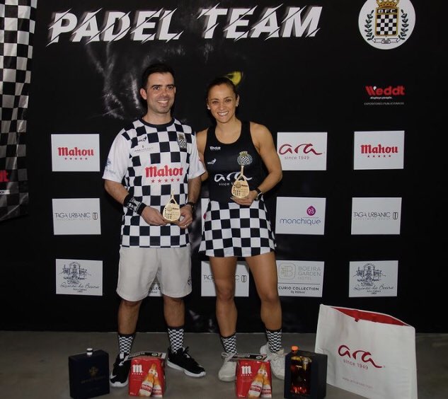 PadelFc's tweet photo. Torneio Boavista Mahou 🏁🏁🏁🏁

Em MX4, os grandes vencedores foram Ângela Mogadouro e José Moreira que venceram por 3-6, 6-3 e 10-6 a dupla formada por Daniela Ribeiro e Hugo Martins. Obrigado pela vossa participação. 💪💪

@boavistafutebolclube 

#cervejamahou #boavistafc https://t.co/3sN49LtaqL