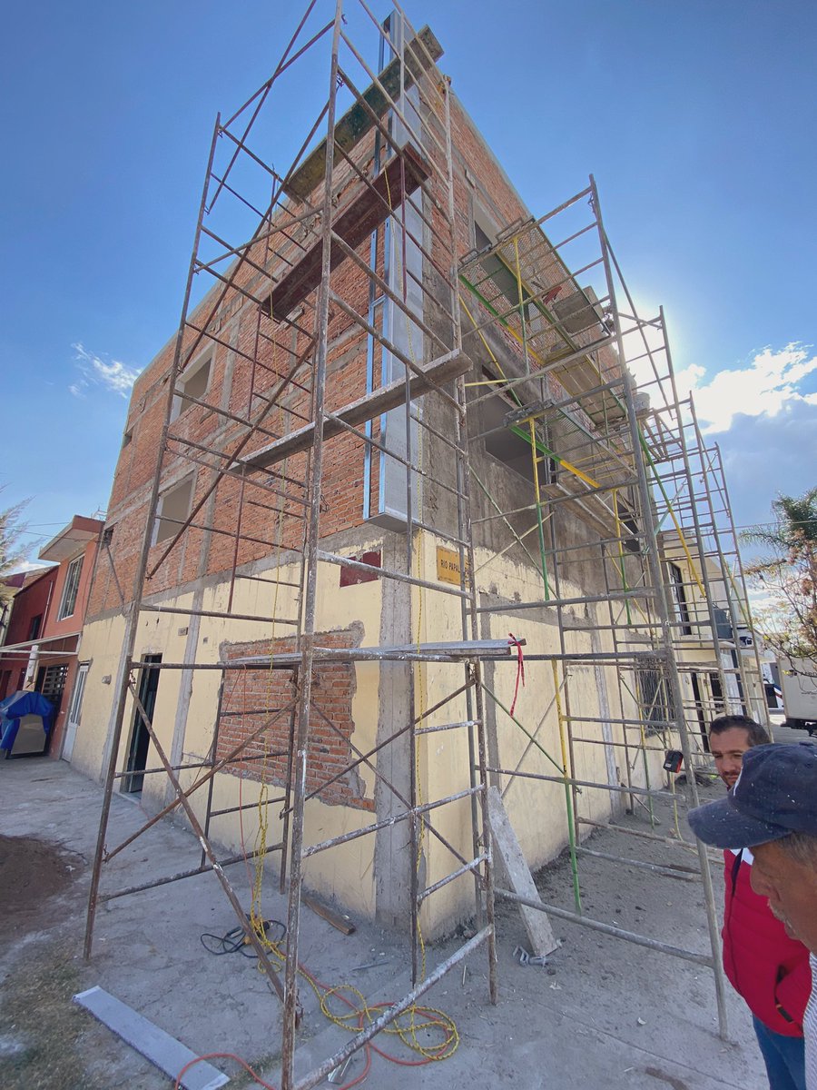ArqNoventa's tweet photo. Departamentos GMZ-22

En construcción. También pasamos por la foto. https://t.co/potIJ0X9px