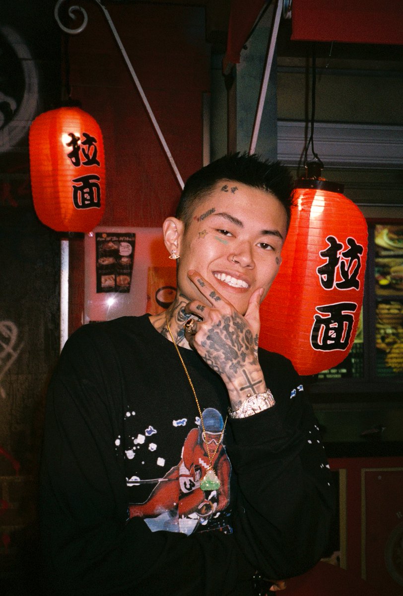 Bluevio_a7's tweet photo. Film portraits https://t.co/8XY1GlHrIc