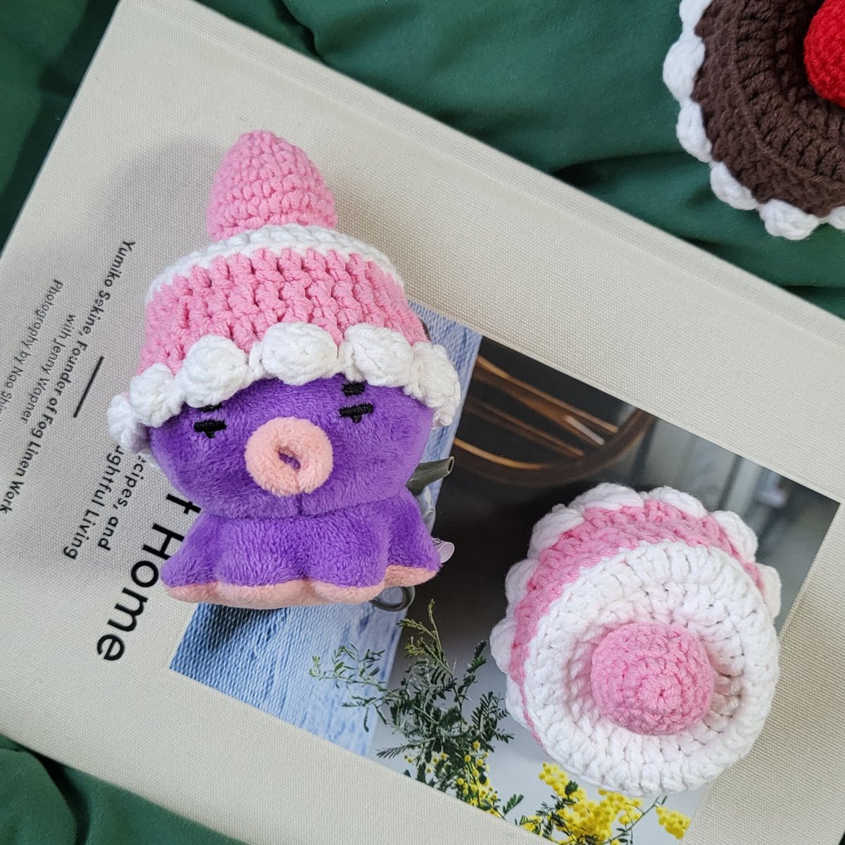 Tako_closet's tweet photo. 🧁째꾸미 케이크 모자 판매
🧁초코무스케이크/딸기생크림케이크

기간 : 23.01.17 20:00 ~ 23.01.27 23:59
#RT 추첨 한 분께 뜨개옷을 보내드려요❤️‍🔥
자세한 내용은 윗치폼을 확인해주세요

째꾸미 재찬 뜨개옷 인형옷
https://t.co/4AFkom58xM https://t.co/fvdp7EAKm8