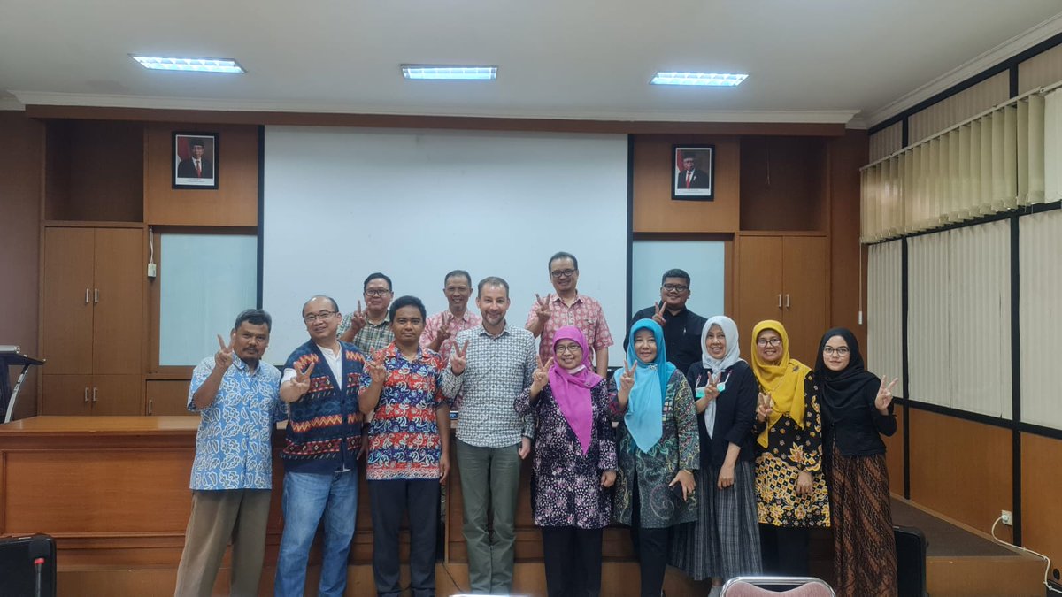 rise_sma's tweet photo. @Virtimo meets @unpad for some #MSCActions. Thank you Jan Csisko for these wonderful impressions! https://t.co/MjMhuaN56B