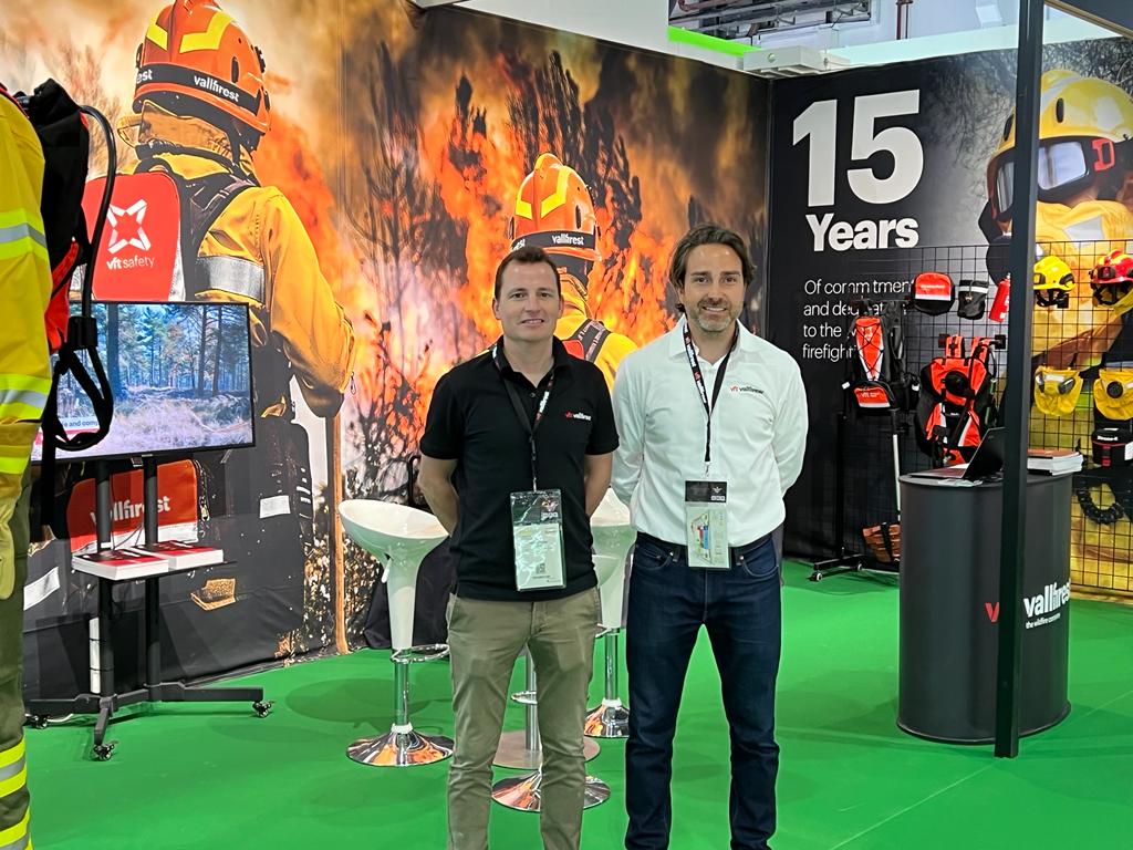 Vallfirest's tweet image. 1st day at @intersecexpo!  Be sure to plan on stopping by hall 2, booth F-22 to discover the most modern equipment for today's wildland fires. We are ready to welcoming you!

#vallfirest #intersecexpo #wildlandfirefighting #wildfire