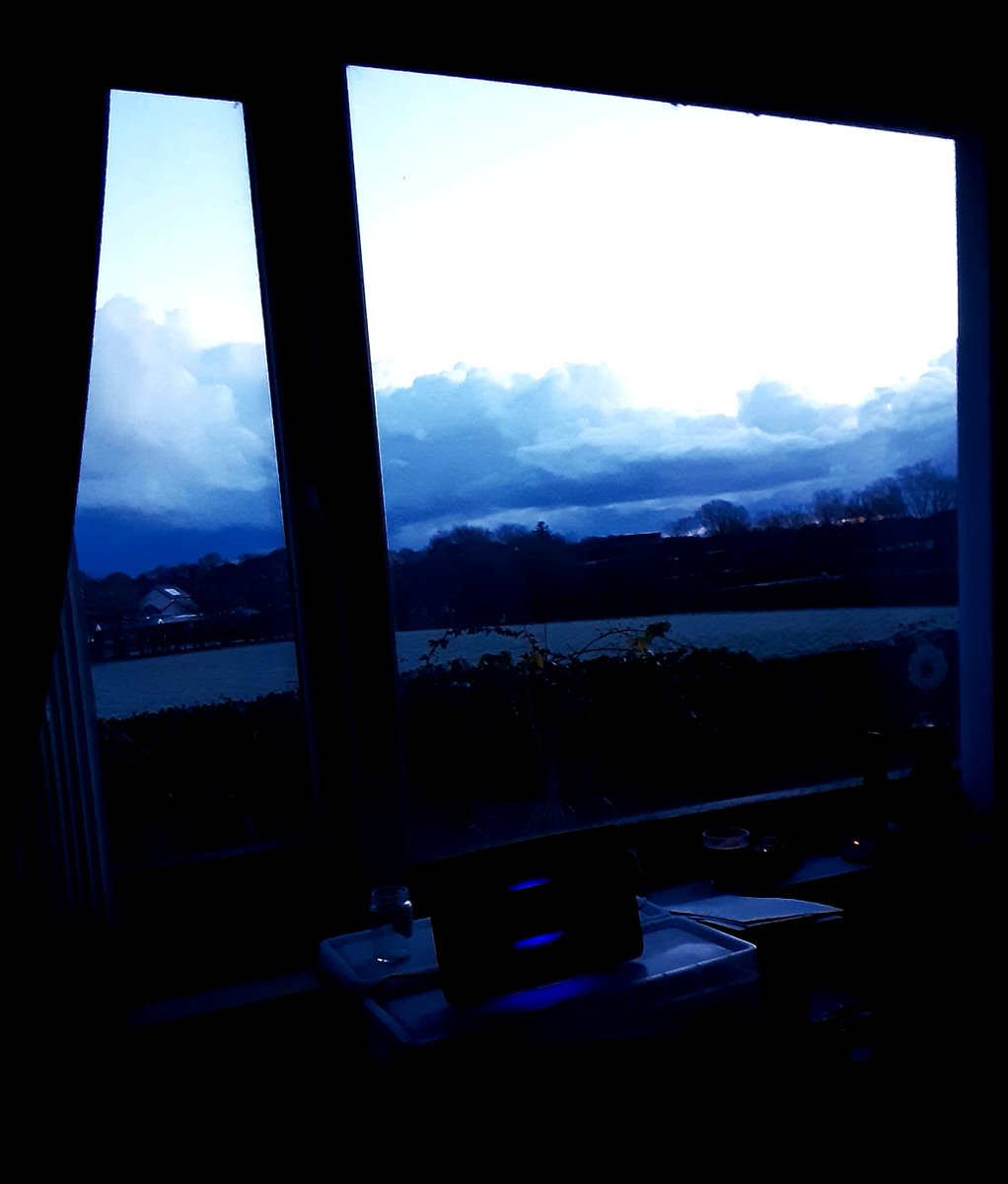 WarphobblerKaz's tweet photo. Day 507 (488): -2°°C NNW 8 mph 7.56 AM precipative clouds reforming, snow forecast, freezing, &amp; slight breeze; cold &amp; damp... 

#COVIDLife #Stage4CKD #SeverelyIllAndDisabled #creativephotography #skyscape #cloudscapes #weatherobservation #weatherobserver #YnysMôn #KazAlexander https://t.co/6jiklx1kXF