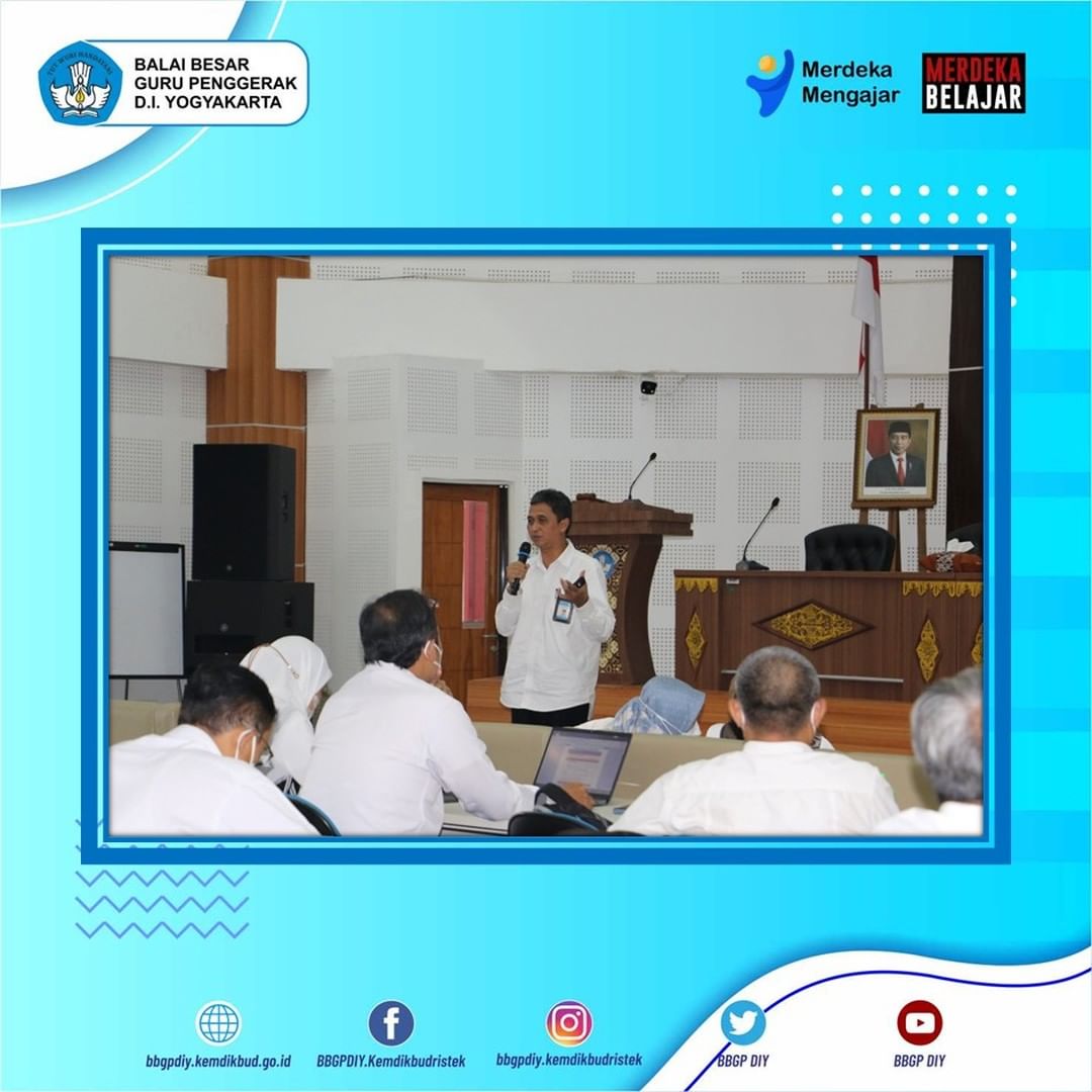 bbgtkdiy's tweet photo. Senin (16/1), #BBGP DIY menyelenggarakan Evaluasi Kegiatan 2022 dan Persiapan Pelaksanaan Kegiatan 2023 yang diikuti oleh seluruh pegawai. Kegiatan ini dipandu langsung oleh Kepala Bagian Umum, Hari Suryanto, https://t.co/VvAxbIKWF3.
#BBGPDIY https://t.co/G7B5y27EA6