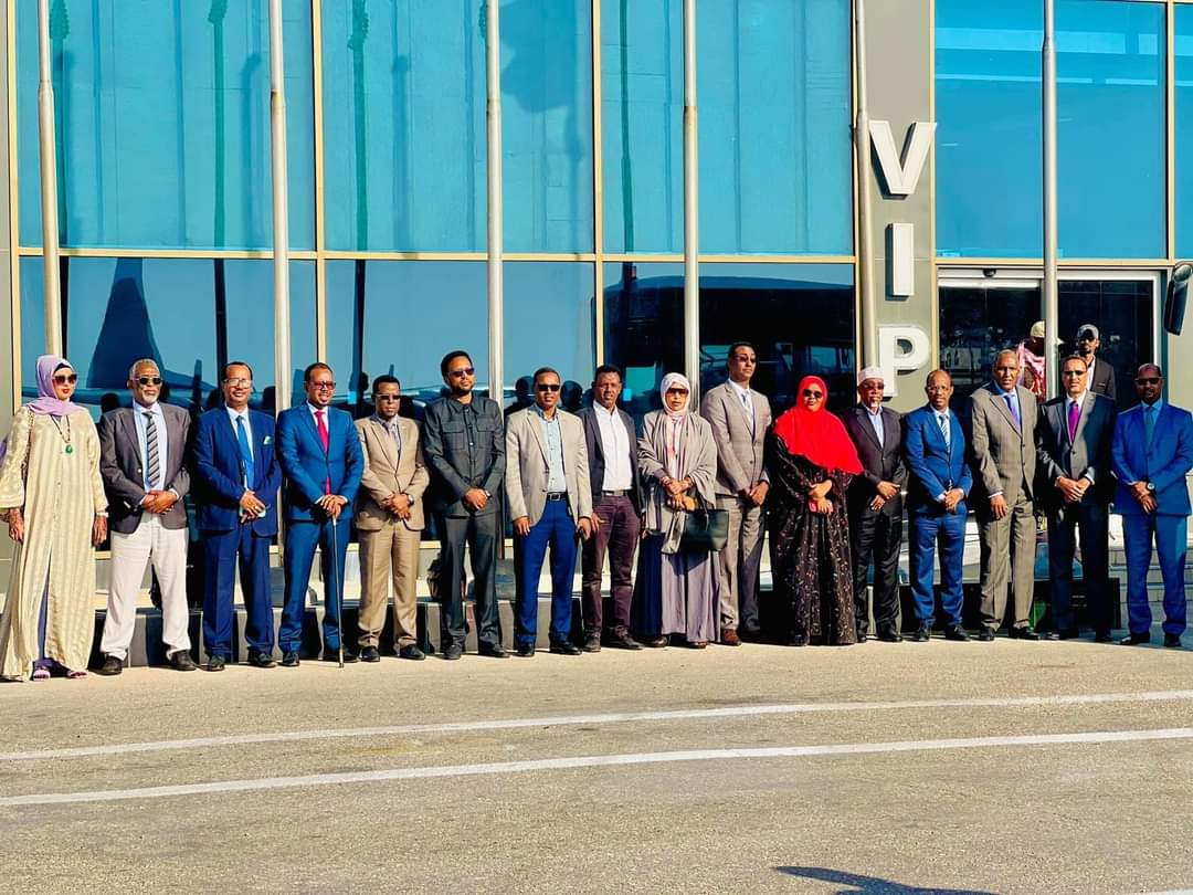 I have safely arrived in Baidoa to join fellow people of SWS in the reconciliation meeting. During my stay, I will have engagements with the people of SWS and have tête-à-tête with the political stakeholders in a bid to deliberate the current constitutional vacuum in the state.