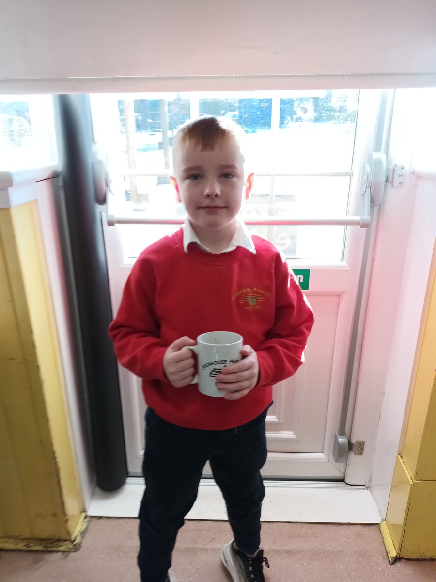 Miss Anderson tweet media