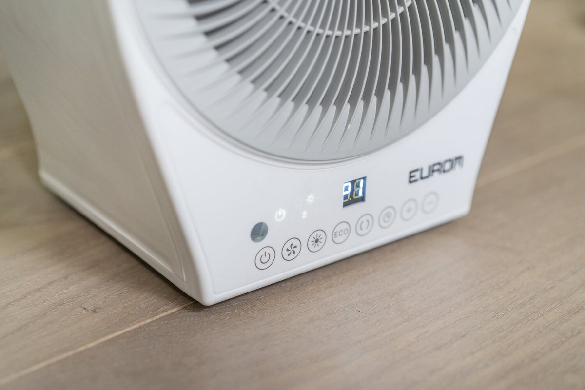 Een ventilatorkachel is ideaal wanneer je een ruimte snel warm wilt hebben. Meer weten over hoe jij een ventilatorkachel het beste kunt gebruiken? Lees hier verder: ow.ly/mg6450MoFMu
#elektrischeverwarming #elektrischverwarmen #ventilatorkachel