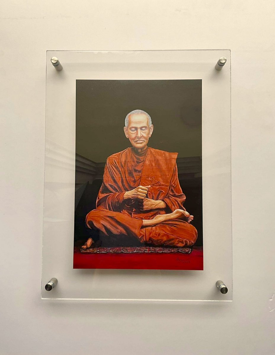 Tawan2Tantawan's tweet image. My watercolor painting and printed with photo paper. Acrylic frame.
#watercolorart  #watercolorpainting #acrylicframe #Buddha
#สมเด็จโต