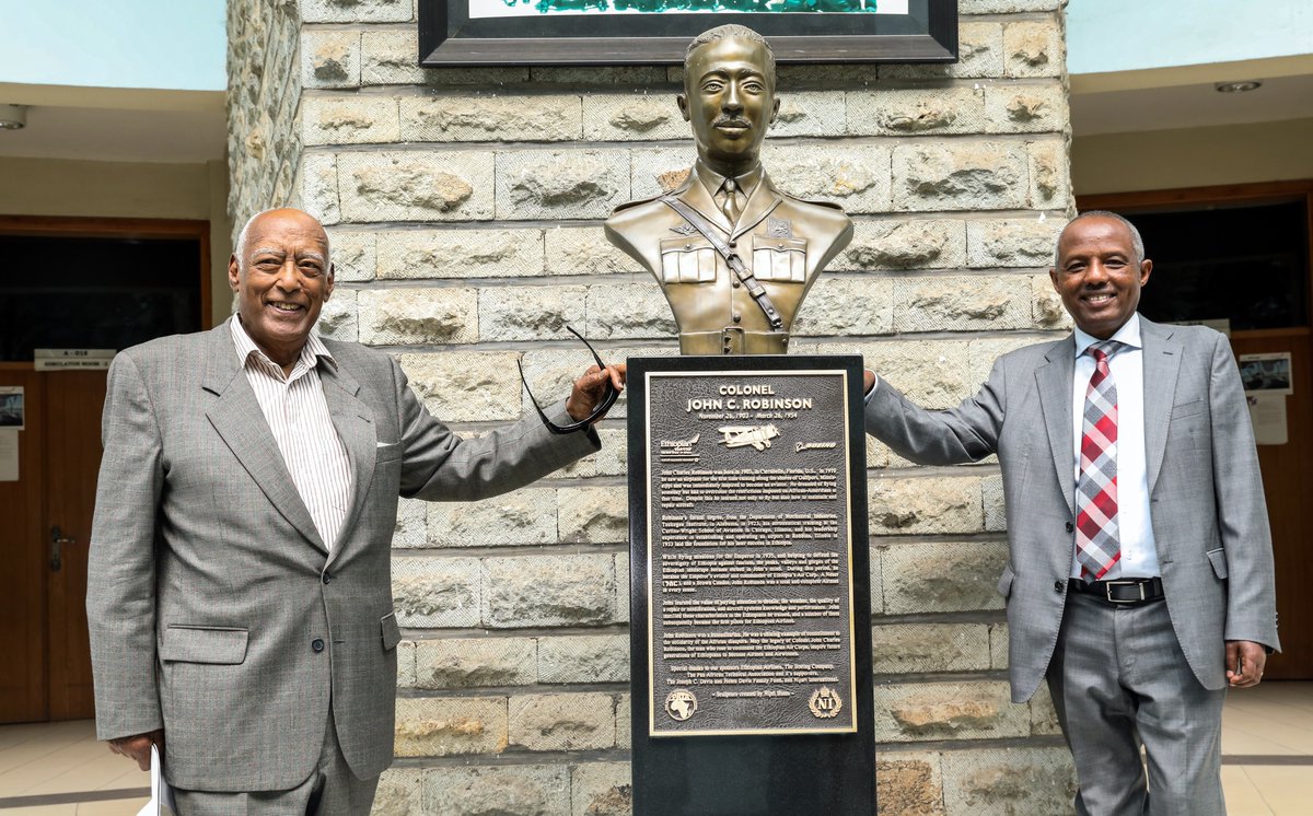 flyethiopian's tweet image. We’re glad to welcome to our HQ the first Ethiopian CEO of ET, Col. Simret Medhane who led the Airline about half a century ago, from 1971-75. Col. Simret was hosted by former CEO and current ET Management Board Chairman, Mr Girma Wake, and the current CEO Mr Mesfin Tasew.