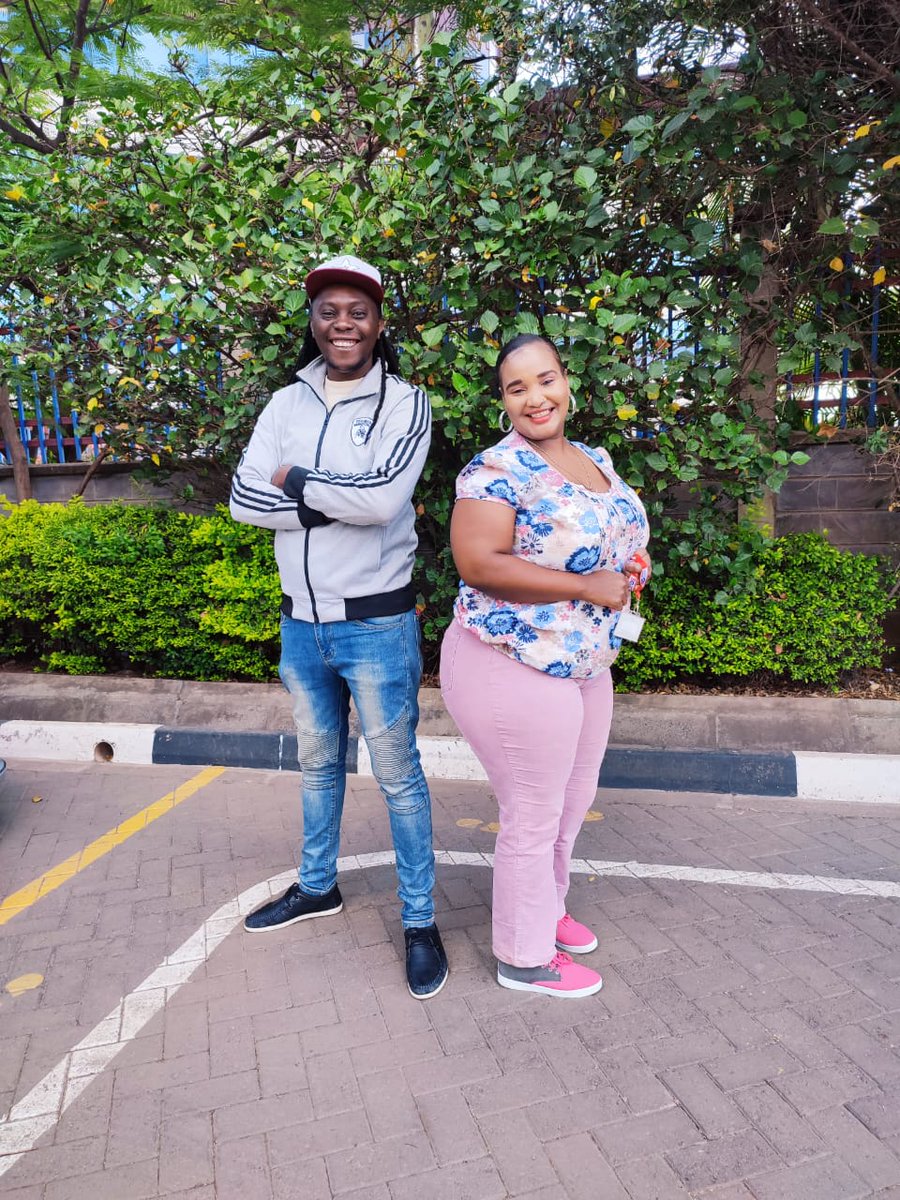 Browngalnessa's tweet photo. #Vybeayard wozza! Leta wanjapi yako ya kwanza hii mwaka kama ume kula looku asapa @VybezRadioKE tuko na @deejaypatiz si kasongee! https://t.co/9ezKa1alUt