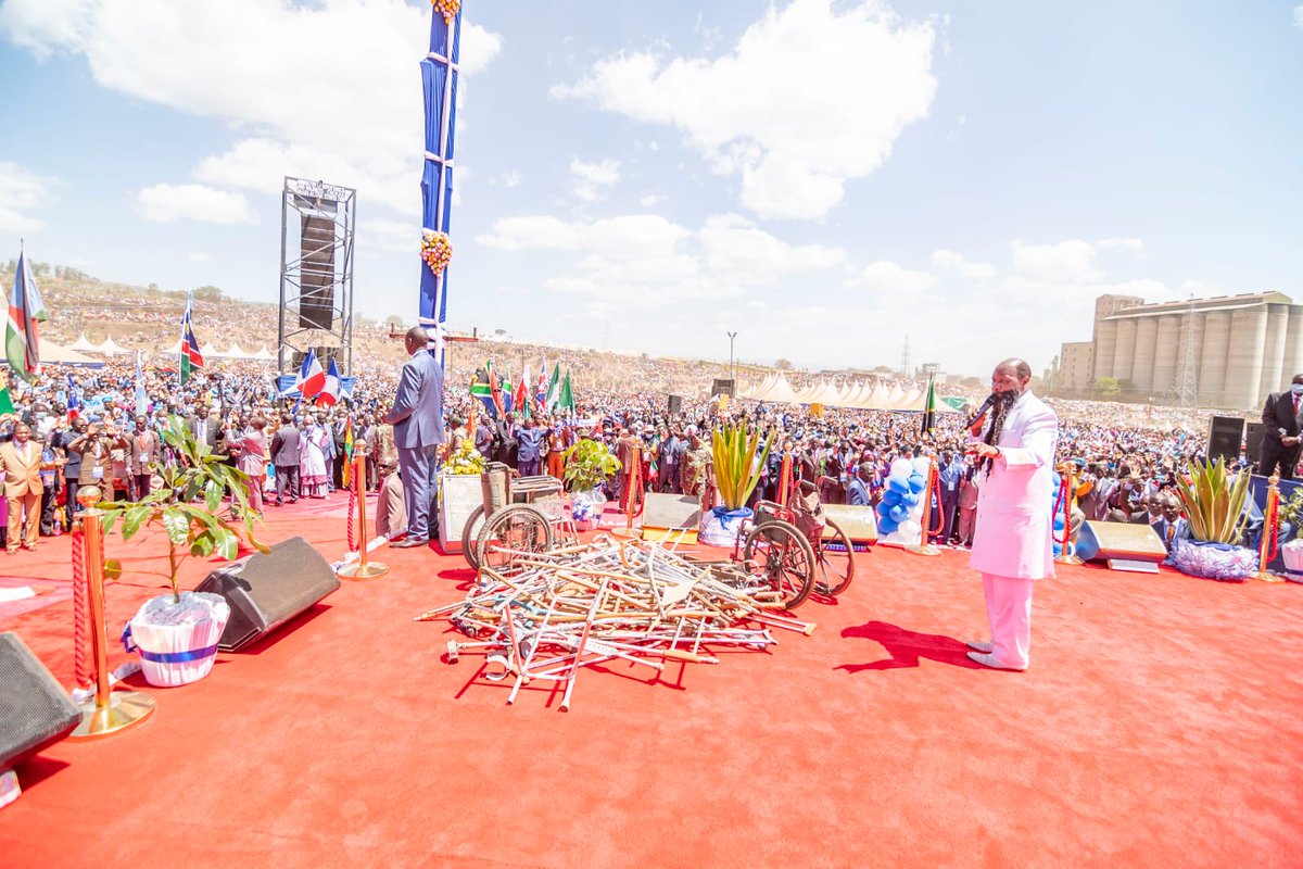 AhadiGabriel's tweet image. The Blood and Cross of Jesus has been well restored in the house of the LORD by the Prophet of the LORD. 

A WONDER 

#TheRoadToBomet