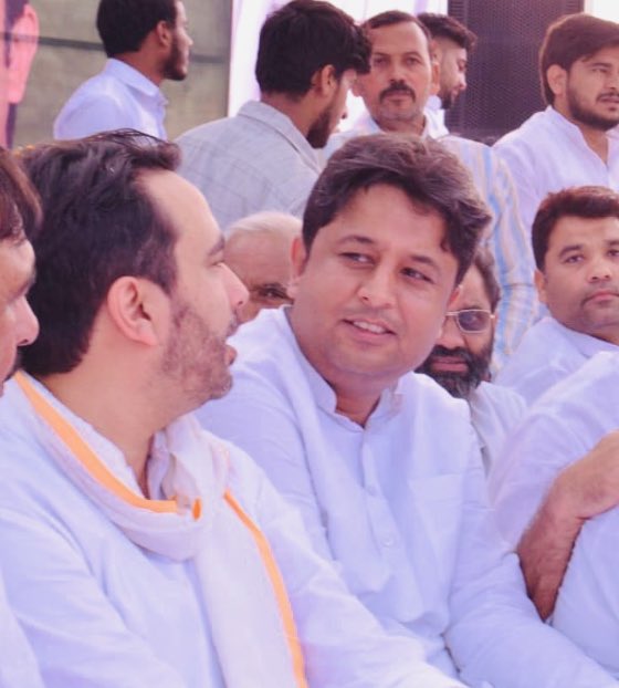 RLD4WestUP's tweet photo. राष्ट्रीय लोकदल के राष्ट्रीय अध्यक्ष चौधरी जयन्त सिंह जी ने श्री चंदन चौहान (विधायक) को युवा राष्ट्रीय लोकदल का राष्ट्रीय अध्यक्ष मनोनीत किया है। #RLD #RLD4WestUP 
@ChandanChauhanS https://t.co/oWHxHgafte