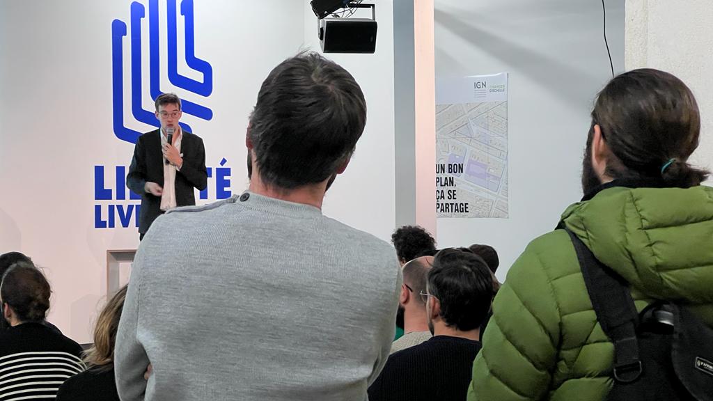 Tout seul on va plus vite, ensemble on va plus loin 👥💪 C'est parti pour une journée de travail &amp; d'échange dédiée aux #Communs, nouveau mode d’ingénierie publique pour répondre aux grands enjeux de société▶️ign.fr/agenda/les-com… #ViensFaireDesCommuns #Géocommuns #opendata