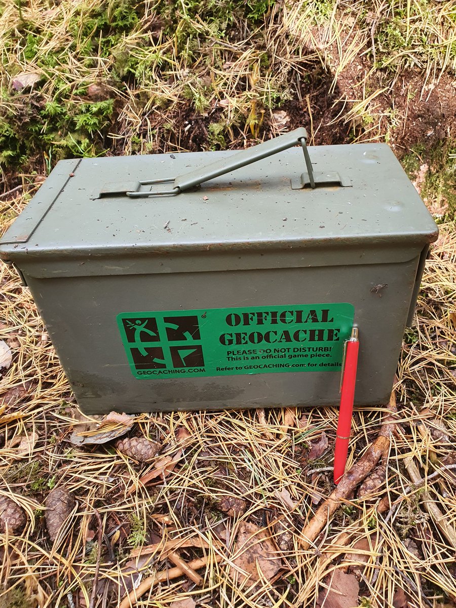 ruxpin's tweet photo. Nokkrir eftirminnilegir geocaching fjársjóðir, eins konar fjársjóðsleit byggð á gps. Mjög vinsælt í Svíþjóð og annars staðar í Evrópu og USA og skilst að það sé talsvert á Íslandi núorðið! https://t.co/0RwNkCl3y4