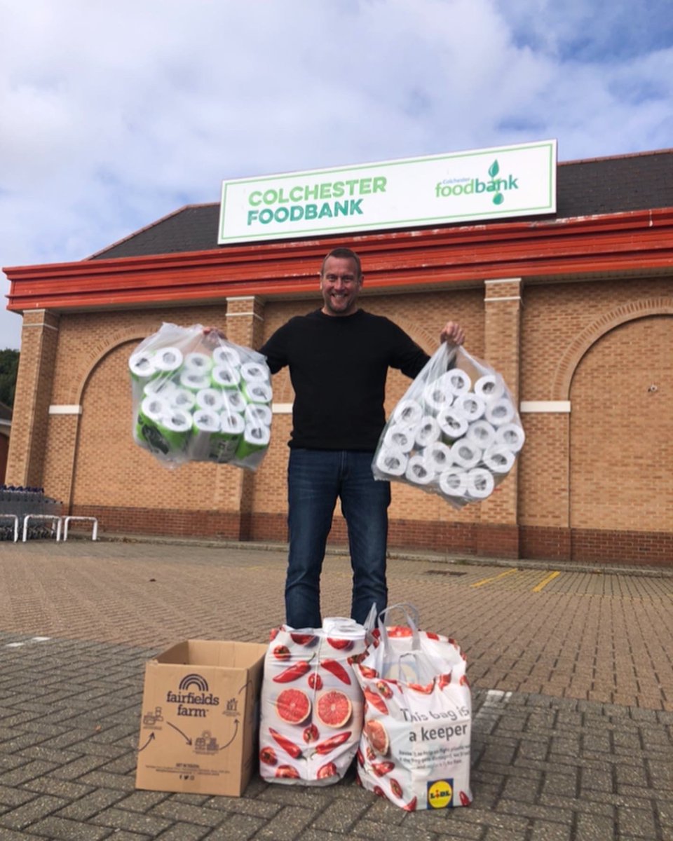 companyofrunner's tweet photo. We’ve totted up…and the cumulative total that we’ve donated to @colchfbank over the past 6 group runs now stands at over 200 kgs!! 😮🤗😃
Thanks to you all! Sign up at: https://t.co/0SCwcOsQGa #groupruns #foodbank #runtohelp #trailrunning #essextrails https://t.co/k9CRM6hdF4