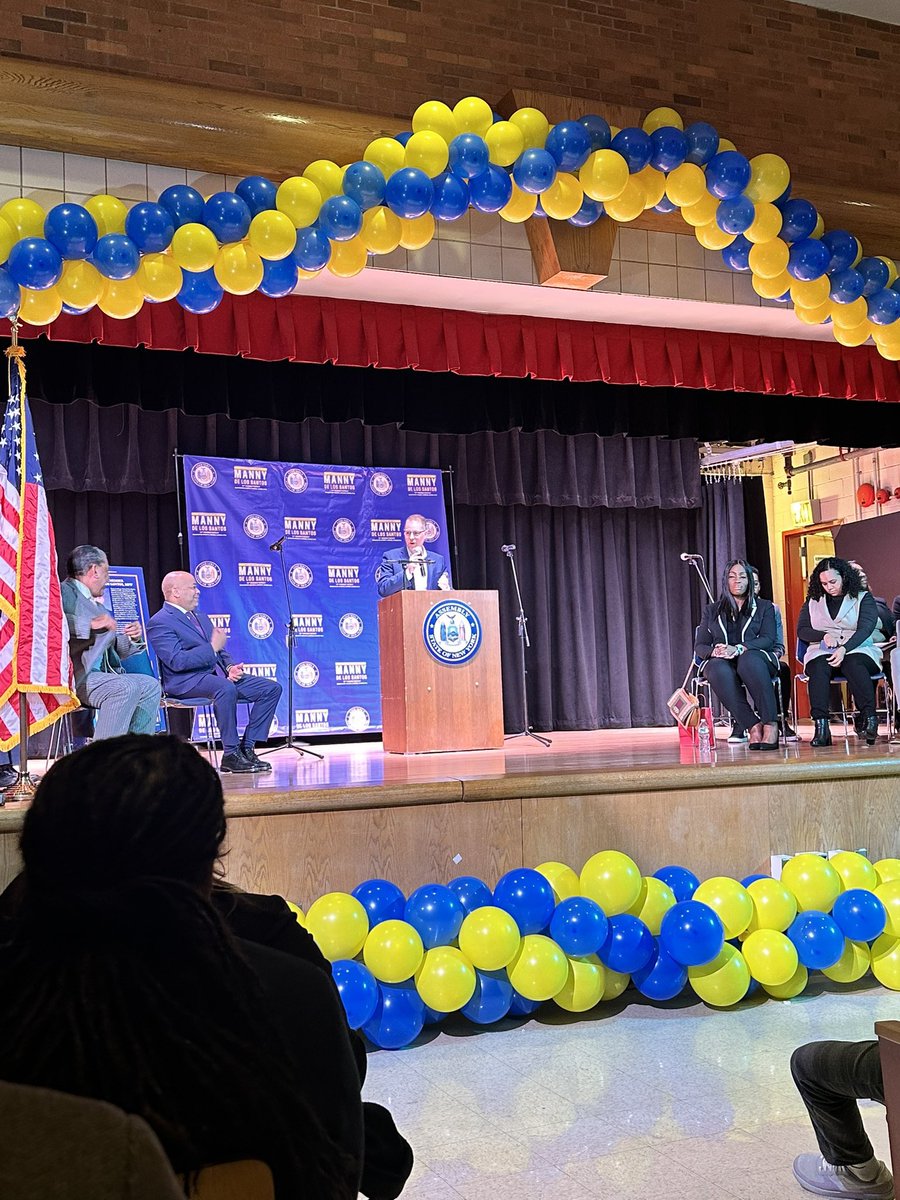 BPGibson2025's tweet photo. Three Borough Presidents joined in the Celebration of the Inauguration of our Assemblymember of #District72, including Uptown Manhattan & Marble Hill! Congratulations @MannyDeLosSanto. We are proud of you and stand ready to work with you! All the best in the People’s House! #BX https://t.co/ZxauOymydK
