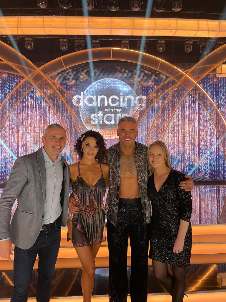alanbrogan13's tweet photo. Not too many people are brave enough to go this far out of their comfort zones..have to say I was proud watching him and Salome Sunday evening..Looking forward to this Sunday @PeeBrogan @bernardbrogan #DWTSIRL https://t.co/jUMw9Co3Ft