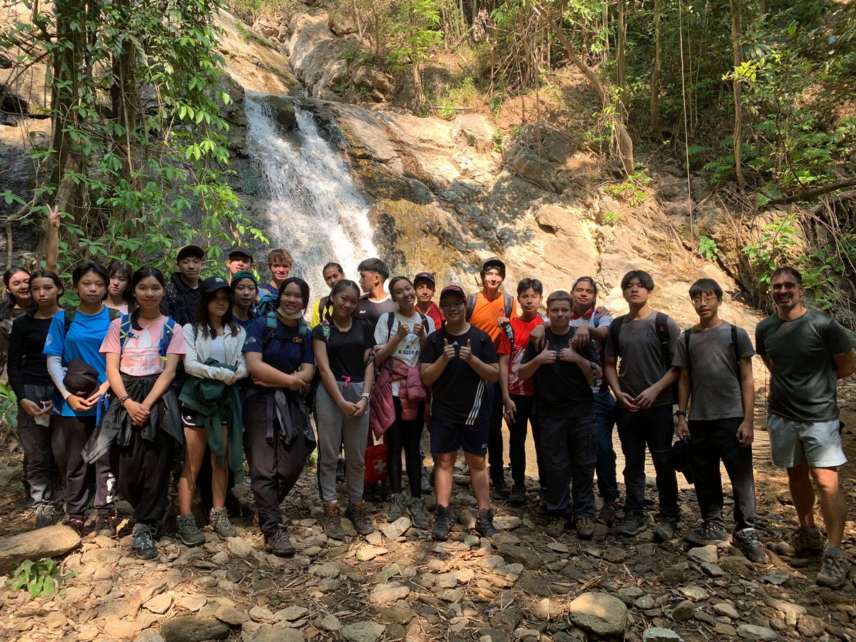 Year 10 continue to enjoy their #WeekWithoutWalls, except for some cave walls!  #WeAreShrewsbury #ChiangRai