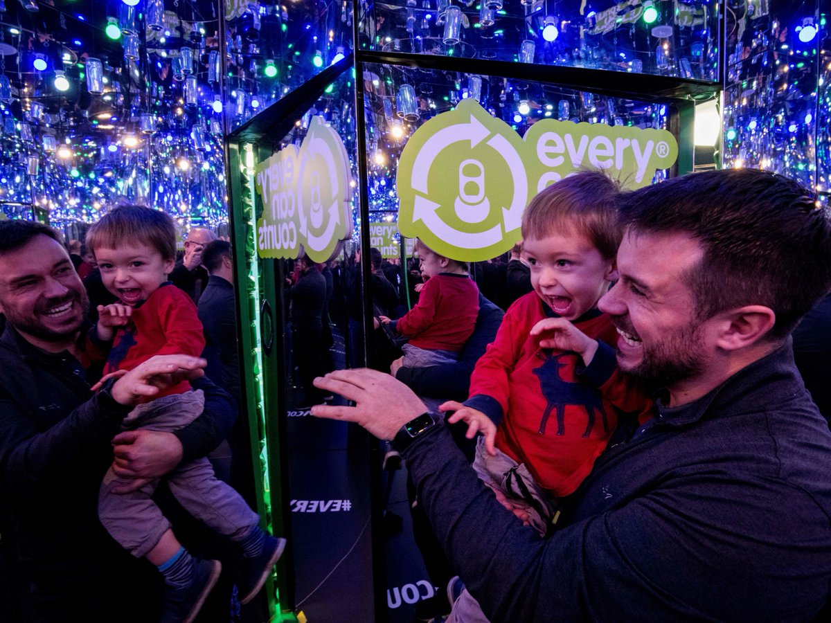 DundeeSciCentre's tweet photo. The #EveryCanCounts Infinity Room has arrived at Dundee Science Centre! β»οΈ
Step inside the giant drink can and learn about the infinite recyclability of aluminium.
The can is free to visit 9-4 pm Monday to Sunday, so come down to check it out!
#DundeeScienceCentre #Recycle https://t.co/Gs4Pjvdy7H