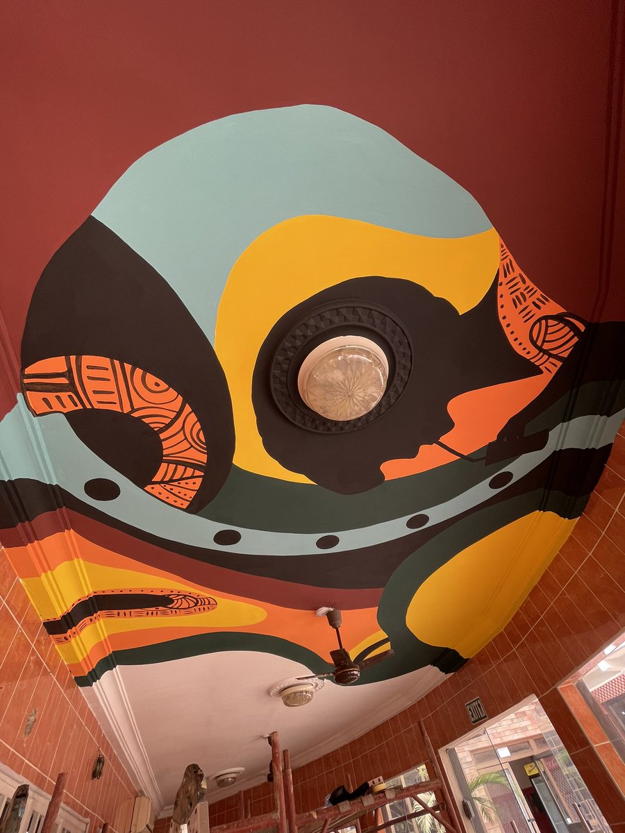 Mwinnabang on Twitter "Two days of painting upside down mural 