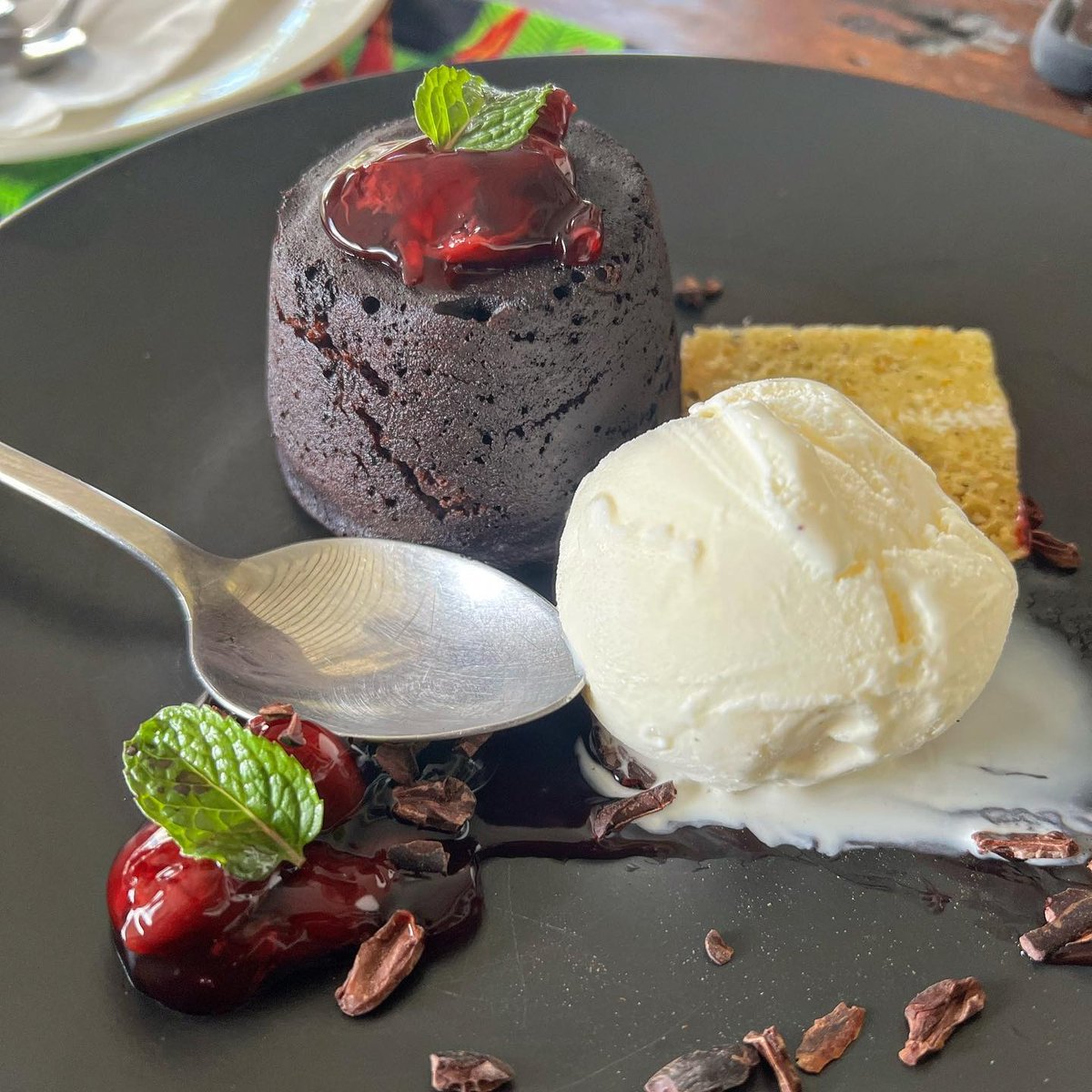 mykaifiji's tweet photo. Life is short โชข EAT DESSERT FIRST ๐ Tap Tap if you love the idea of sweet before savoury!
.
.
.
๐๐ท @temesia.fjtraveller
#cheflanceseeto #fiji #kanuexperience #kanufiji #nadi #onlyatkanu #suva https://t.co/PqLfiXcy3m